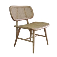 Chaise en rotin sur mesure, fabrication artisanale, usine de meubles au Vietnam