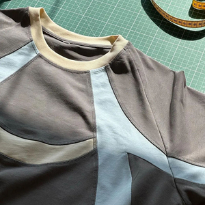 Camisetas de Algodón a Rayas con Parches, Casuales, de Alta Calidad, con Logotipo Personalizado al por Mayor, Fabricante de Camisetas para Hombre 2026 - Product Image 1