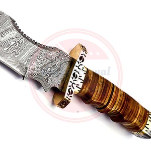 Couteau de chasse professionnel en acier Damas de haute qualité avec manche en bois à vendre \ Couteaux personnalisés - Product Image 6