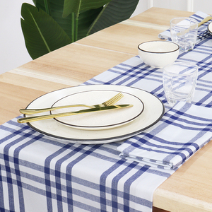 Homestead Classic Modern Farmhouse Table Runner 100% algodón azul y blanco Plaid diseño a cuadros para Primavera Verano - Product Image 2