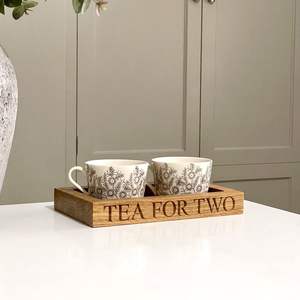 Juego de bandejas de madera modernas Craft Valley, hechas a mano, pulidas y pintadas, colección duradera para servir bebidas. - Product Image 1