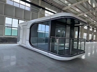 Capsule spatiale moderne de luxe, maison capsule portable pour hôtels, stations balnéaires, design de haute qualité