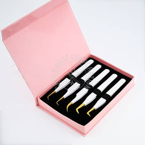 Pince à épiler professionnelle 90 botte extension de cils pointe en fibre pince à cils antidérapante classique incurvée et isolation en acier inoxydable - Product Image 1