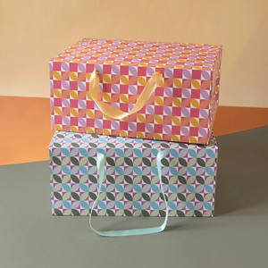 12 Cajas de Embalaje de Pascua Geométricas Multicolor de Formato Medio 33.5x23.5x14cm con Soportes para Palomas Reutilizables con Cordón - Product Image 2