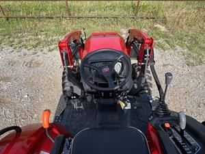 2025 Massey Ferguson 1M.35รถแทรกเตอร์-พลังงานที่มีประสิทธิภาพในการออกแบบที่กะทัดรัด - Product Image 5