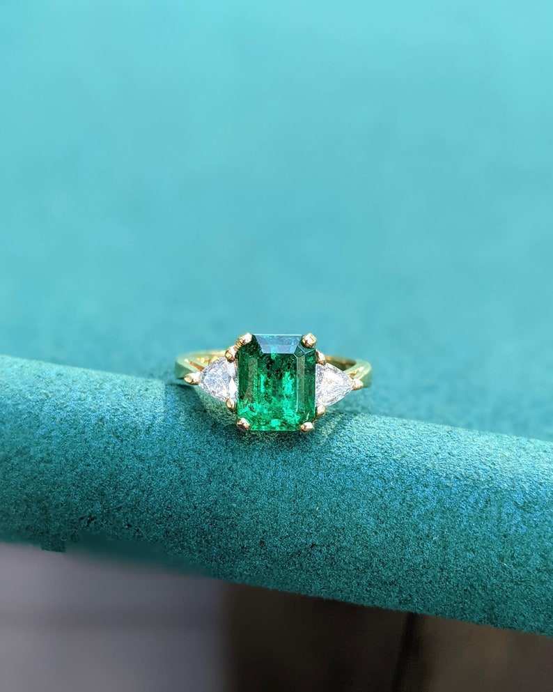 ตามภาพที่แสดง