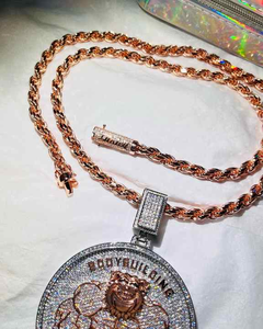 Cadena Cubana de Diamantes de 8mm en Plata de Ley, Cadena Cubana de Diamantes Baguette y Redondos de 12mm en VVS1 ICEBOX, Cadena Cubana de Diamantes en Oferta - Product Image 2