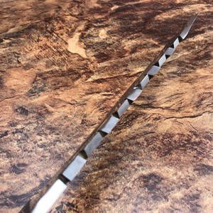 Couteau de chasse Arwin fait main en acier inoxydable avec manche en bois et étui en cuir - Product Image 6