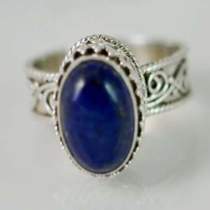 Anillo Hecho a Mano en Plata de Ley 925 con Lapislázuli, Gema Ovalada Azul Natural, Joyería Boho con Piedra de Nacimiento de Septiembre para Regalo - Product Image 5