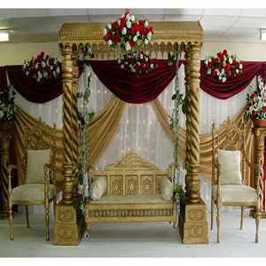 เวทีแต่งงานแกะสลักพร้อมเก้าอี้ ชิงช้าดีไซน์เนอร์สำหรับงานแต่งงาน ของตกแต่งงานแต่งงานแบบปรับแต่งได้ มีจำหน่าย - Product Image 1