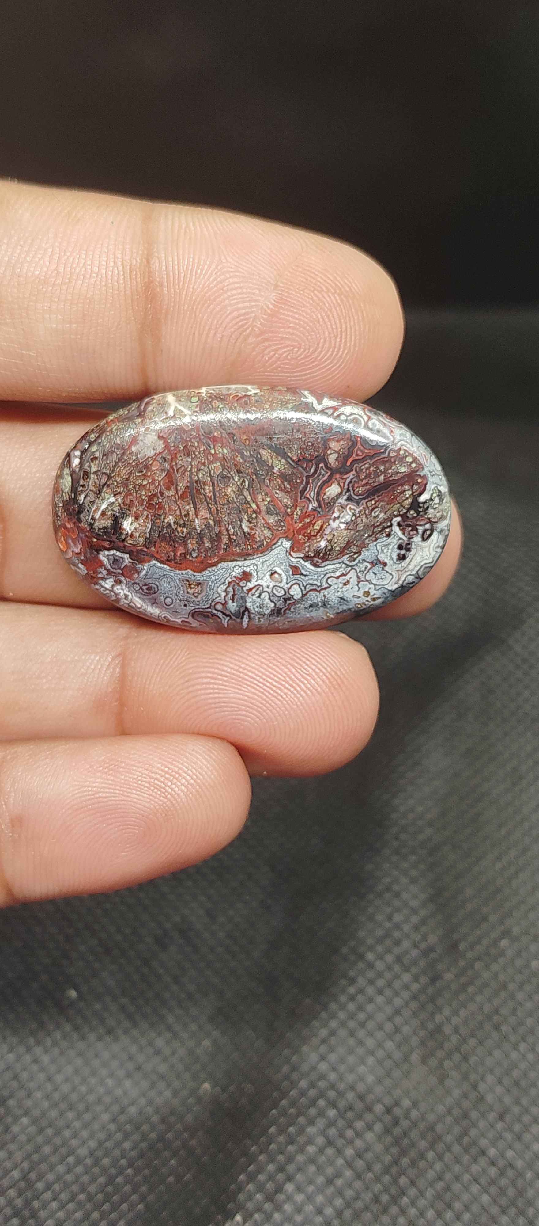 สีน้ำตาล