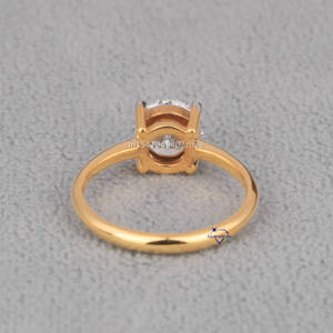 Meilleure bague en gros de haute qualité pour femmes bijoux étincelants en argent Sterling 925 Solitaire coupe ronde bague en diamant de laboratoire - Product Image 4