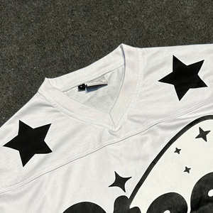 เสื้อยืดคอกลมผู้ชายสไตล์สตรีท ขายดี ระบายอากาศได้ดี เหมาะสำหรับฤดูร้อน รับสกรีนโลโก้และลายกราฟิก แขนสั้น สตรีทแวร์ - Product Image 2