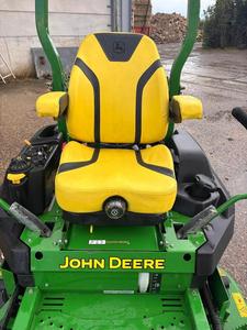 Tractor de un solo eje John Deere Z740R 2026 - Product Image 3
