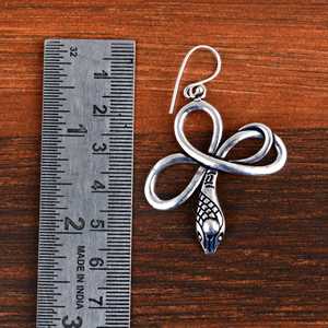 Los Mejores Pendientes de Serpiente Góticos de Latón para Mujer, Joyería con Acabado Plateado Oxidado, Dije de Cruz Infinita Estilo Boho, Venta al por Mayor/OEM/ODM - Product Image 4