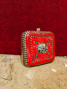 Handcrafted Red Mosaic Square <b>Clutch</b> <b>Bag</b> with Shell Inlay Luxury Evening Party Handbag Designer Hard Case for Women - Product Image 2