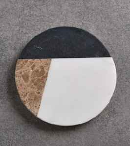 Posavasos cuadrado de resina de madera Posavasos perfecto para alfombrillas y almohadillas de café - Product Image 1