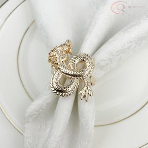 Anneaux de serviette en métal classiques pour la décoration de table de mariage, élégants et luxueux, pour la maison et la restauration - Product Image 2