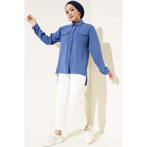 Blusa y camisa abotonada de madera con doble bolsillo índigo para mujer - Product Image 1