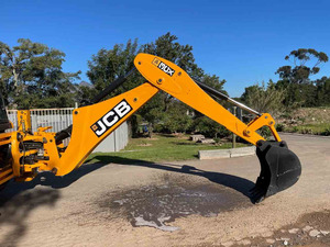 Compre una Retroexcavadora JCB 3CX 2023 Usada a Bajo Precio, Miniexcavadora de Alta Eficiencia con Cargador Frontal en Venta - Product Image 4