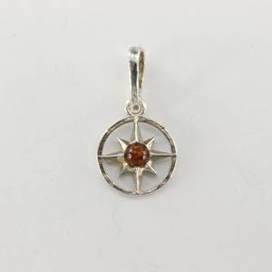 Colgante de rosa con brújula báltica Ámbar: joyería de moda de piedras preciosas marrones de Plata de Ley 925 para mujeres y niñas en bodas - Product Image 1