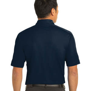 Polo de piqué de algodón de ajuste regular para hombre con logotipo personalizado grande y alto negro - Product Image 5