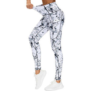 Leggings para Mujer con Estampado por Sublimación, Diseñados con Cintura de Compresión, Transpirables y Elásticos - Product Image 1