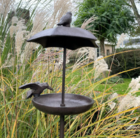 Bain d'oiseaux grand en fonte Mangeoire à oiseaux en métal Ornement de jardin Fontaine d'arrosage Bain d'oiseaux décoratif pour pelouse