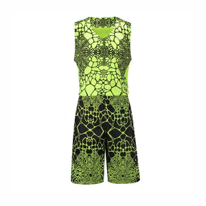 Conjunto de ropa deportiva de baloncesto con impresión digital de logotipo personalizado, uniforme de poliéster en varios colores para clubes y equipos - Product Image 2