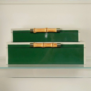 Joyero de laca asequible para regalo Joyero de laca hecho a mano vietnamita con asas de caña de bambú - Product Image 6