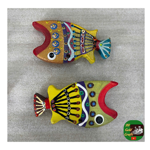 Figurine de poisson en bois, jouet de poisson en bois sculpté peint Art populaire cadeau de souvenir côtier rustique, Figurine de poisson en bois sculptée à la main - Product Image 4