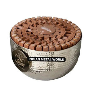 Bol à chocolat rond en métal fait main de la meilleure qualité pour les bonbons sucrés arabes Fournitures d'hôtel écologiques pour les mariages - Product Image 5