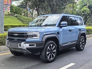 SUV tout-terrain hybride rechargeable 4x4 DMO+ 2024 d'occasion, sans accident et prêt à être expédié - Product Image 2