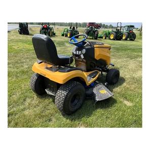 Cub Cadet XT1 LT 42 Cortacésped de gasolina 190cc Motor de 2 tiempos 48V Industrial/DIY Grado Eficiente Corte de césped y cuidado del césped - Product Image 2