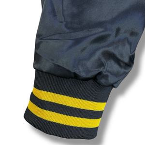 100% Polyester Satin Varsity Veste Style Décontracté Manteau D'hiver avec Bouton Décoration Solide Couleur OEM Service Uni Teint - Product Image 3