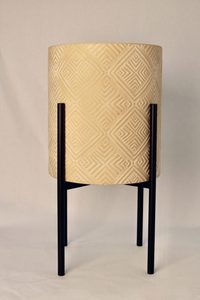Maceta de metal con diseño en relieve decorativo con soporte para restaurante, hogar, jardín, uso al mejor precio - Product Image 6