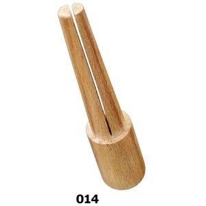 Mandril de madera utilizado para sujetar el anillo mientras trabajas herramientas de fabricación de joyas - Product Image 3