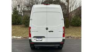 Fourgon utilitaire Mercedes-Benz Sprinter 2500 2020, toit standard, moteur diesel V6, 144 pouces, propulsion arrière - Product Image 6