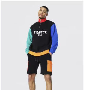 Chándales de gimnasio personalizados informales de manga corta Conjunto de algodón 100% de dos piezas de gran tamaño personalizado Pantalones cortos y camisetas para hombres - Product Image 1