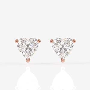 Boucles d'oreilles solitaires en or 9 carats avec diamant moissanite taille cœur – Élégantes et stylées pour femme - Product Image 5