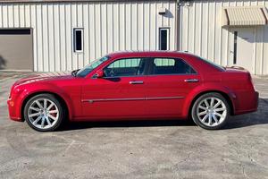 CHRYSLER 300C SRT8 2010 D'OCCASION CÔTÉ GAUCHE/CÔTÉ DROIT - Product Image 2