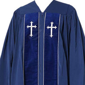 Batas de iglesia de tela transpirable para servicios de clima cálido Batas de Iglesia blancas clásicas con bordado y adornos dorados - Product Image 4