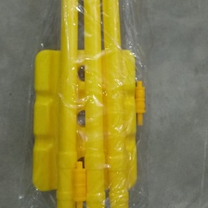 Jeu complet de cricket en plastique PVC avec 3 souches et 1 batte Emballage personnalisé de taille standard - Product Image 2