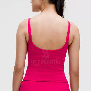 Top corto de Yoga sin costuras de calidad superior para mujer, ropa de gimnasio transpirable recién llegada con colocación de logotipo frontal de diseño personalizado - Product Image 3