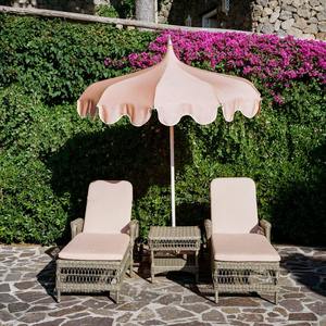 Mobilier de luxe personnalisé rose <span class=keywords><strong>grand</strong></span> jardin marché piscine plage station Parasol <span class=keywords><strong>grand</strong></span> extérieur festonné pagode Patio <span class=keywords><strong>parapluie</strong></span> et base - Product Image 4