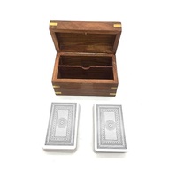 Fabricant fiable Boîte à cartes en bois personnalisée avec nom gravé Cadeau parfait pour les amateurs de jeux et les collectionneurs partout