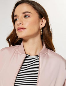 Logo personnalisé nouveauté 2025 femmes vêtements veste vierge varsity veste Pu à manches longues culture Bomber Baseball hiver femmes veste - Product Image 5