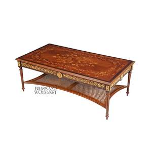 Mesa de Centro de Lujo con Incrustaciones de Latón Hechas a Mano y Estante de Mimbre para una Decoración Elegante de la Sala de Estar - Product Image 3