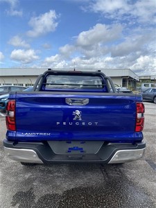 Pick-up 4x4 Peugeot Landtrek Double Cabine Haute Gamme 2024, Conduite à Droite, Moteur Turbodiesel 1.9L, Boîte Automatique 6 Vitesses, 150 ch - Product Image 3