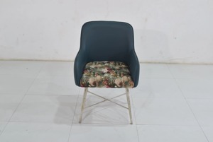 Chaise de salle à manger moderne en bois de teck et tissu capitonnée pour la maison, le bureau et le bar à domicile, fabrication artisanale en gros - Product Image 4